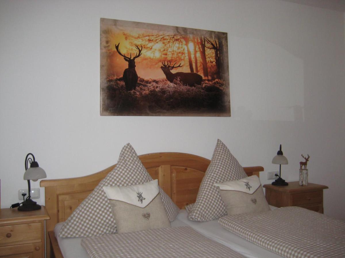 Landhotel Zum Staffelwirt Jachenau Esterno foto